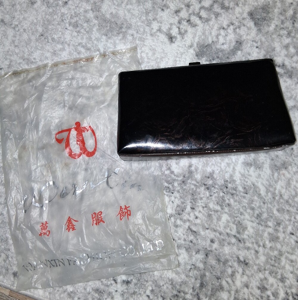 From China, Chinese Bag Brought Back From China Patent Compact Handbag Glossy